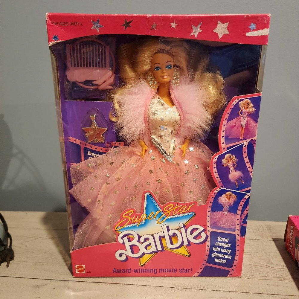 VINTAGE - RARE 1988 Super Star Barbie NIB
